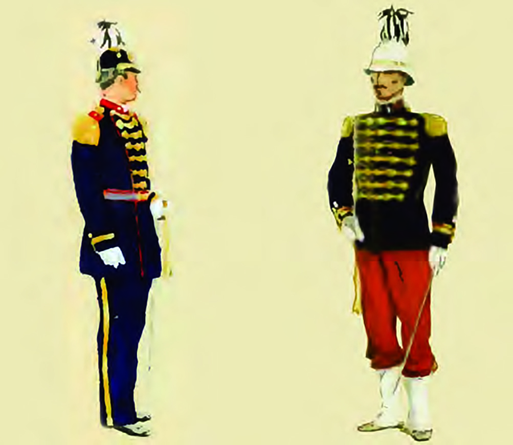 Foto histórica dos uniformes de grande gala (1889) e primeiro uniforme (1903).